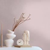 Vliesbehang in één kleur met fijne roze textuur - Vliesbehang in één kleur in delicaat roze 