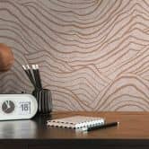 Abstrakt 3D tapet med bølgemønster grå guld - non-woven tapet med metallic effekt  