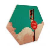 Hexagon-Holzbild Do Not Stop - Schild vor türkisblauem Himmel - CosmoZach 