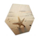 Hexagon Holzbild Funkelnder Seestern am einsamen Strand 