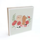 Houten Wanddecoratie om op te hangen - Girl Power flower statement - 15x15 cm 