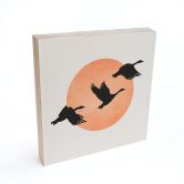 Holzbild zum Hinstellen - Vögel vor der pfirsichfarbenen Sonne - Kubistika - 15x15 cm 