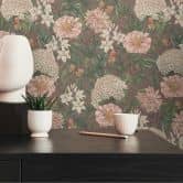 Blumen-Tapete mit Schmetterlingen Rot Grün - Vliestapete mit hellen Blüten 