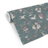 Mustertapete Kraniche im Kirschblüten-Rausch Blau - Bloomery Decor 