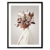 Poster Moth - Schönheit mit Blumenhut 