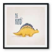 Poster Dino Be Kind - Stegosaurus - Tunaboylu - Quadratisch 