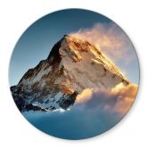 Glasbild Sonnenaufgang über dem schneebedeckten Berg - Annapurna Himal - Rund 