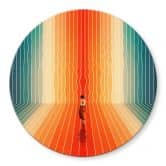 Glasbild Frau vor der Regenbogen-Kulisse - Taudalpoi - Rund 