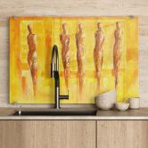 Küchenrückwand Schüßler - Fünf Figuren in Gelb 