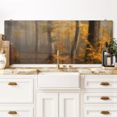 Spritzschutz Goldene Blätter im nebligen Wald - Maier - Panorama 