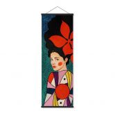 Affiche textile Femme avec fleurs rouges et robe à motifs - Hülya - Panorama 