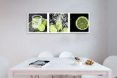 Leinwandbild, Limette mit Spritzwasser 