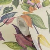 Florale Tapete Anthurien Bunt auf Creme – Tropische Blumentapete – Vliestapete 