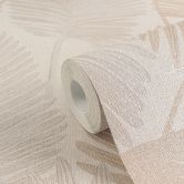 Palmblatt-Tapete Beige Sand – Tropisches Blättermotiv auf Vliestapete 