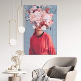 Glasbild Porträt - Elegante Frau mit prachtvollen Blumen - Moth 