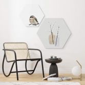 Hexagon Wandbild Blursbyai - Zwei Vasen mit Weidenzweigen in Pastelltönen - Alu-Dibond 