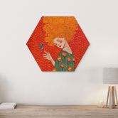 Hexagon Wandbild Kolibri und Frau im roten Licht - Hülya - Alu-Dibond 