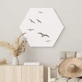 Hexagon Wandbild Möwen am Himmel - Alu-Dibond 