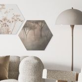 Wanddecoratie Bosmagie in de ochtendnevel Beige - Ms Tiff - Alu-Dibond 
