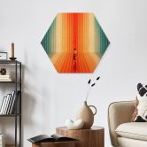 Hexagon Holzbild Frau vor der Regenbogen-Kulisse - Taudalpoi 