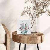 Houten Wanddecoratie om op te hangen - Wilde bloemen boeket in de lente - Goed Blauw - 15x15 cm 