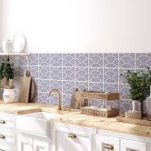 Fliesenaufkleber Geometrische Bögen mit floralem Muster in blau - 12er Set 