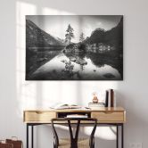 Leinwandbild Malerische Landschaft mit glasklarem Bergsee - Hintersee 
