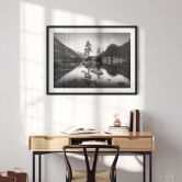 Poster Malerische Landschaft mit glasklarem Bergsee - Hintersee 