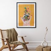 Poster Treechild - Bunte Blumen in Fridas Händen 