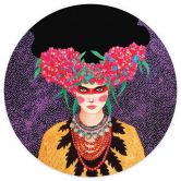 Fotobehang Vrouw met bloemenkrans en stijfsel - Hülya - Rond - Zelfklevend/niet-geweven 