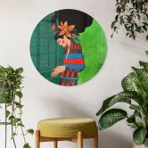 Glasbild Frau im Streifenkleid mit orangen Blüten - Hülya - Rund 
