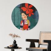 Glasbild Frau mit roten Blüten und Musterkleid - Hülya - Rund 