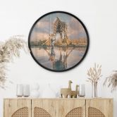 Dierenposter | Spiegeling van een giraffe in het wild - Amtmann - Rond 