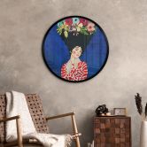 Poster Frau mit Blütenpracht im Haar - Hülya - Rund 