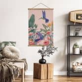 Affiche textile Deux colibris dans un champ de fleurs multicolores - Goed Blauw 