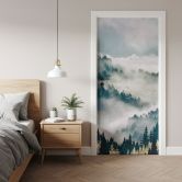 Türfolie Geheimnisvoller Nebel im Wald - SpaceFrog Designs - Selbstklebende Türdeko 
