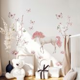 Sticker mural chambre d'enfant Licorne dans l'ivresse des fleurs roses Kikki Belle - 15 pièces - 50x70 cm 