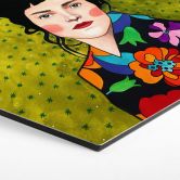 Hexagon Wandbild Frau mit Schmetterling im Haar - Alu-Dibond - Hülya 