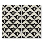 Herdabdeckplatte Geometrische Ornamente in Schwarz-beige - Treechild 