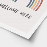 Siger plakat Alle er velkomne her - KsanaKalpa 