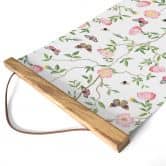 Affiche textile Roses roses au printemps - UN Designs 