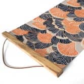 Stoffbild Muschelmuster in Orange-blau - Treechild - Panorama 