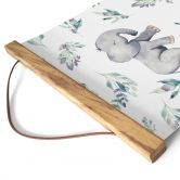 Affiche textile Bébé éléphant mignon entre des branches boho - UN Designs - Carré 