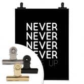 Poster Never give up 