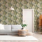 Papier peint intissé avec motif de feuilles dans les tons de vert sur fond beige 