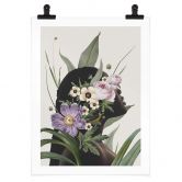 Poster Frida Floral Studio - Frauensilhouette mit Lila Blumen 