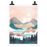 Poster SpaceFrog Designs - Sonnenaufgang am See 