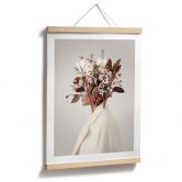 Poster Moth - Schönheit mit Blumenhut 
