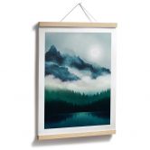Poster Neblige Landschaft in der Nacht - SpaceFrog Designs 