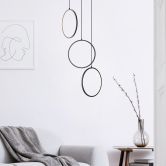 Pendelleuchte Elea, schwarz, 150 x 44,9 cm, Metall Lampe 